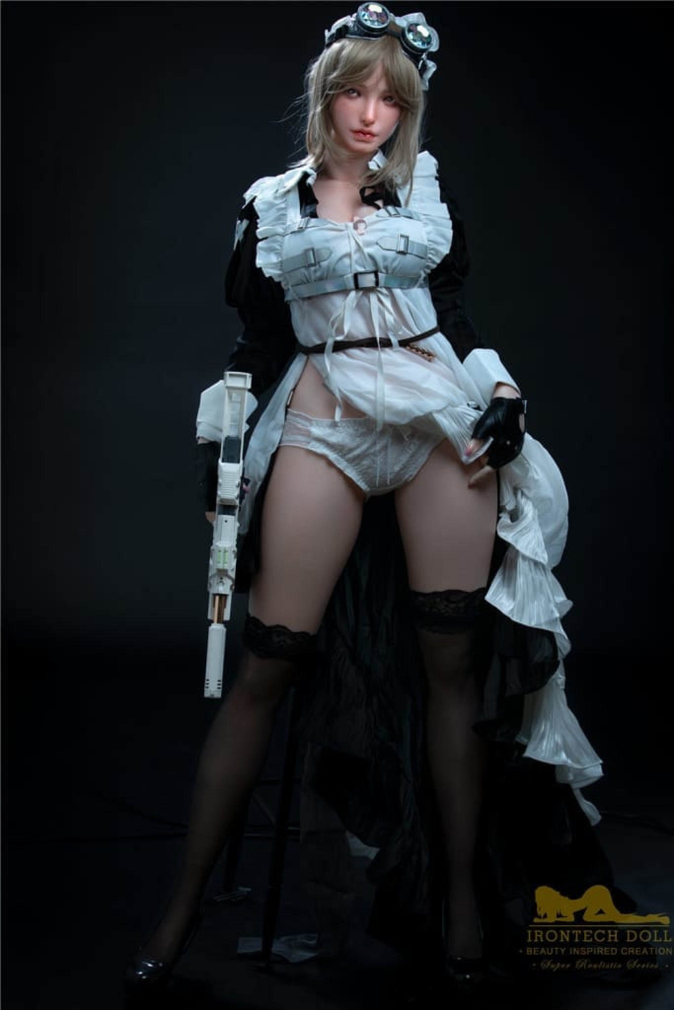 EvaBlondefullSiliconeIRONTECH_Doll05
