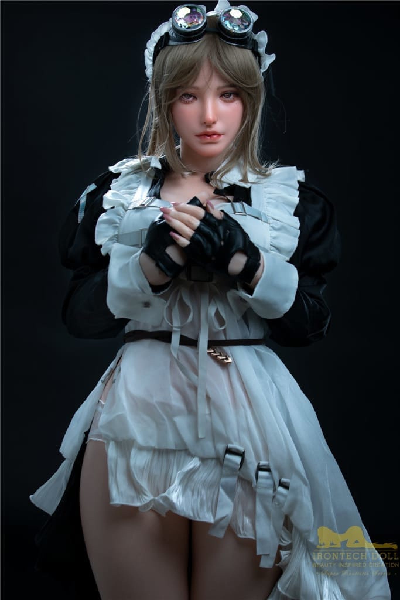 EvaBlondefullSiliconeIRONTECH_Doll07