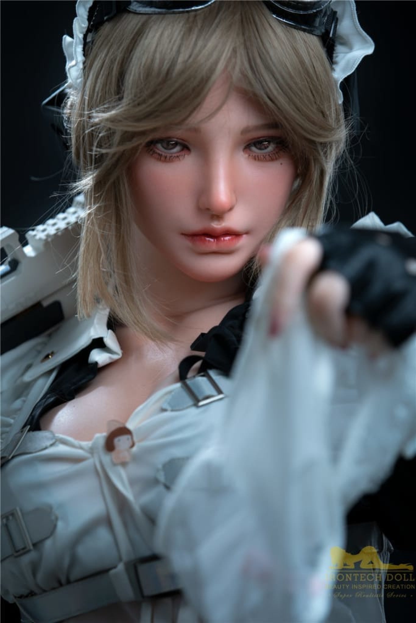 EvaBlondefullSiliconeIRONTECH_Doll11