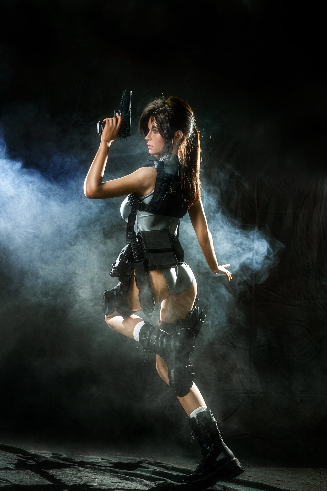 LaraCroftLady166cm5ft9E-CupSiliconeSexDoll-GameLadyDoll_11